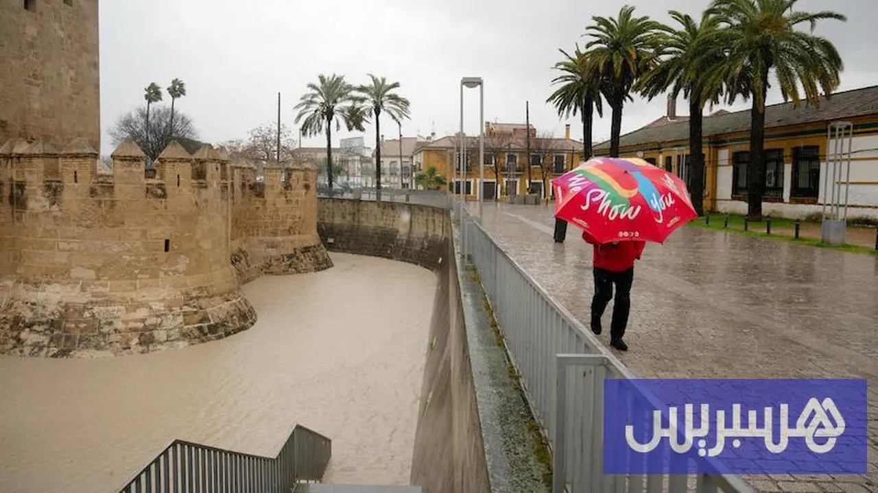 هدوء حذر.. تراجع حدة العاصفة مارتا في إسبانيا بعد إجلاء آلاف المتضررين